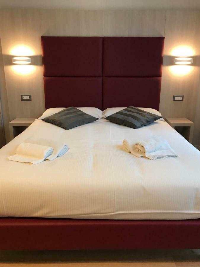 Verona Apartments & Rooms מראה חיצוני תמונה