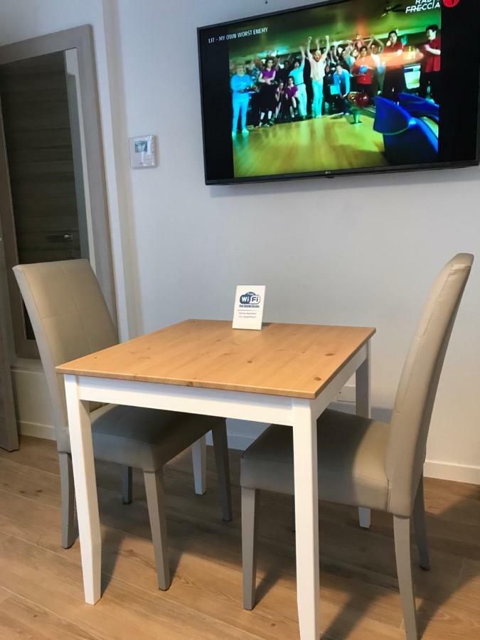 Verona Apartments & Rooms מראה חיצוני תמונה
